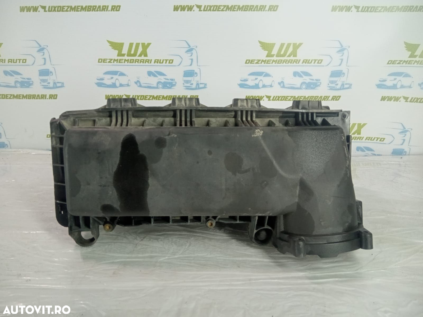 Carcasa filtru aer 1.6 ddis 9hx 9663365980 Peugeot 307 1 (facelift) - 2