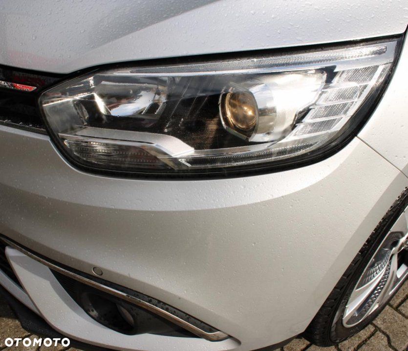 Renault Grand Scenic - 30