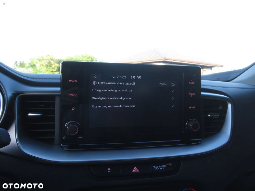 Kia Ceed 1.5 T-GDI M - 28