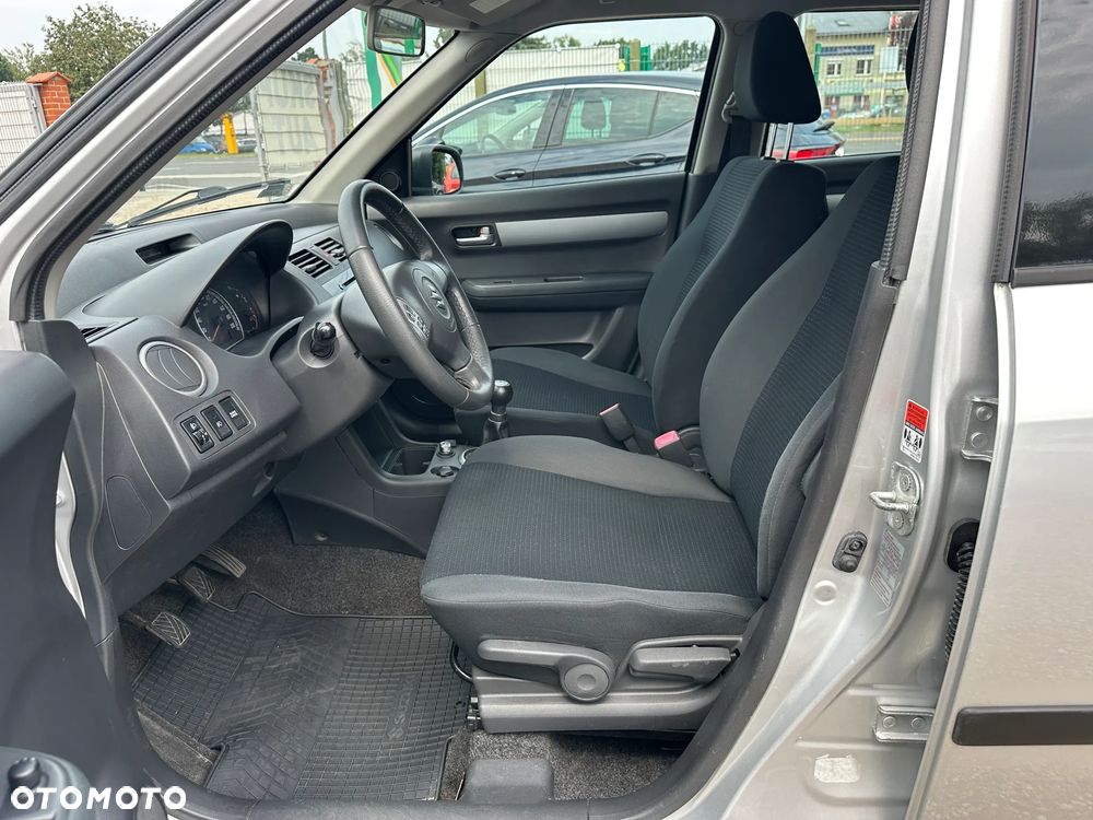 Suzuki Swift - 13