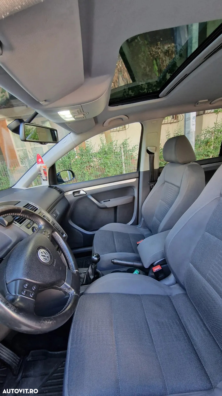 Volkswagen Touran 2.0 TDI BlueMotion Technology Comfortline - 5