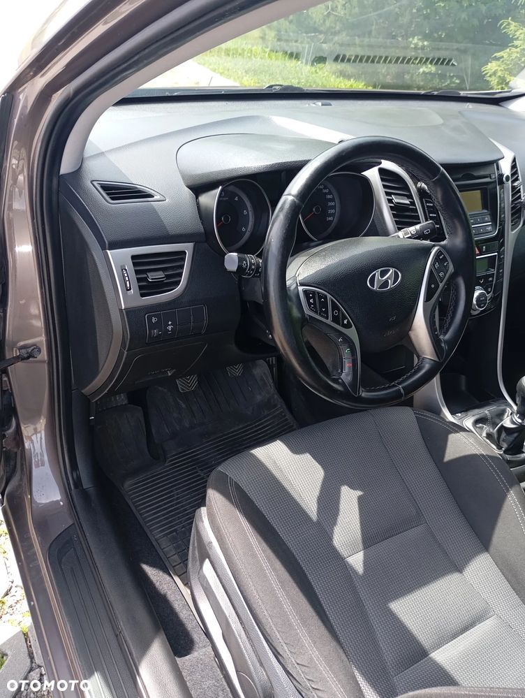 Hyundai i30 1.6 CRDi Classic - 25