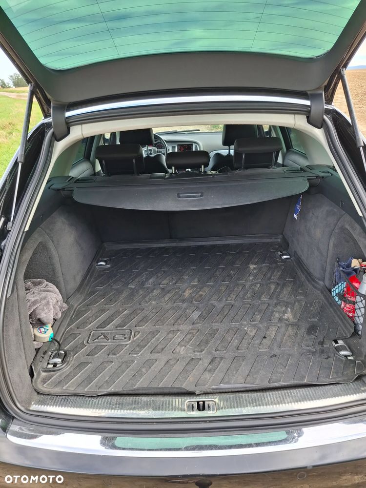 Audi A6 Avant - 14