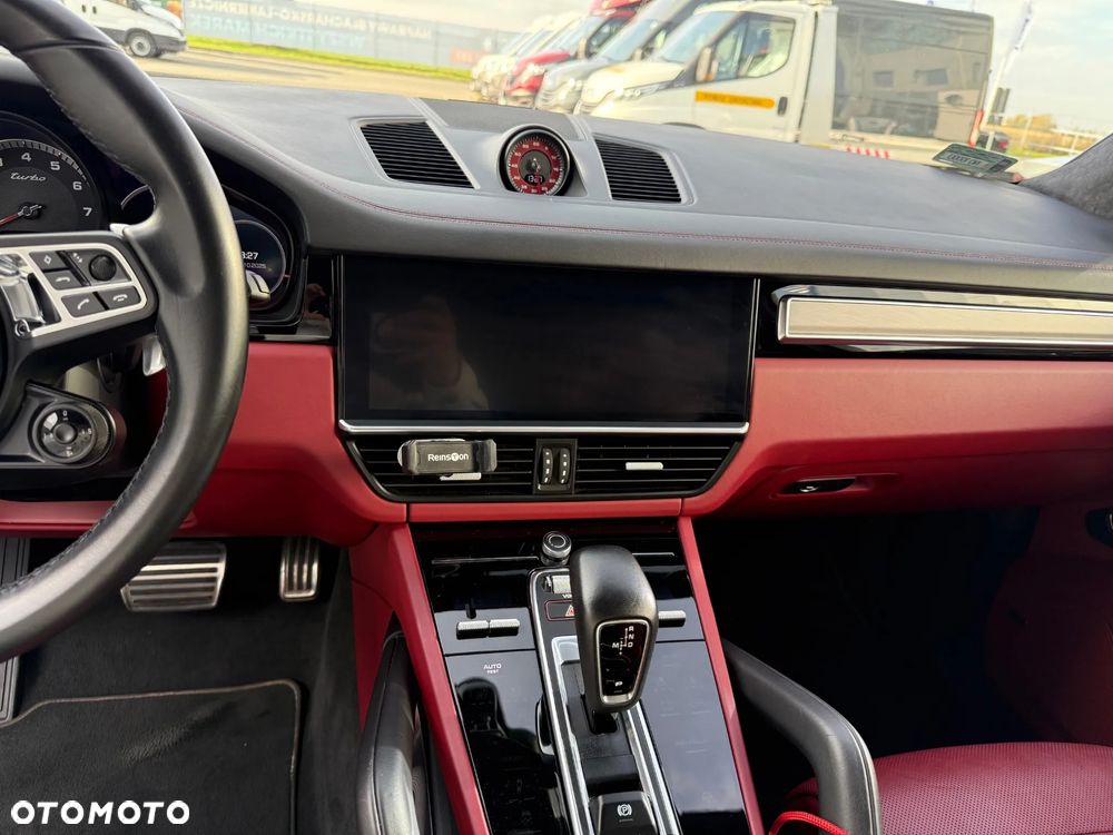 Porsche Cayenne Turbo - 13