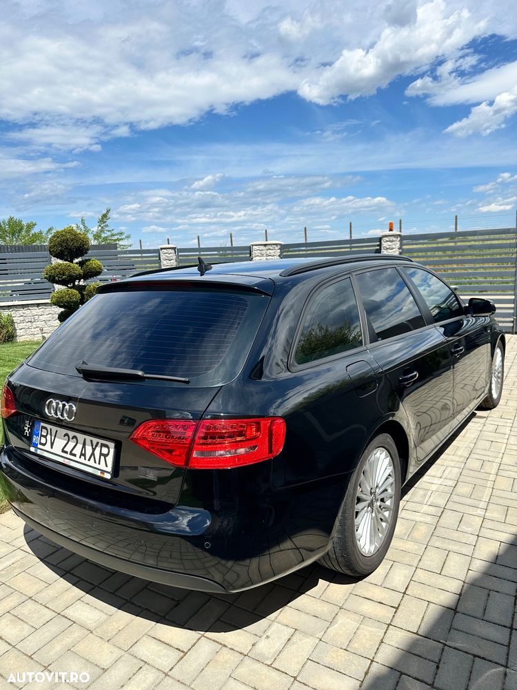 Audi A4 Avant 2.0 TDI DPF multitronic S line Sportpaket - 7