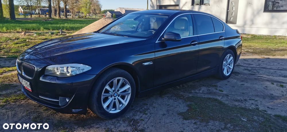 BMW Seria 5 525d - 1