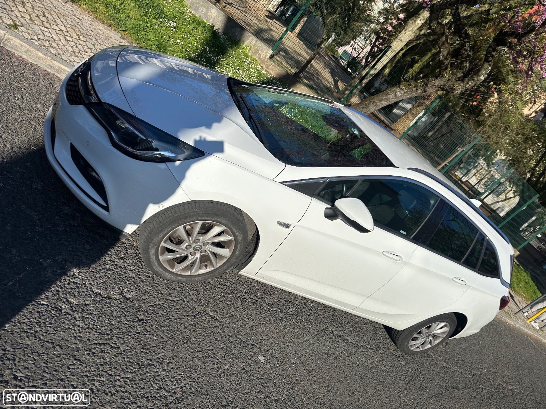 Opel Astra Sports Tourer 1.6 CDTI Innovation S/S RM6/SOB/5PC/5PB - 2