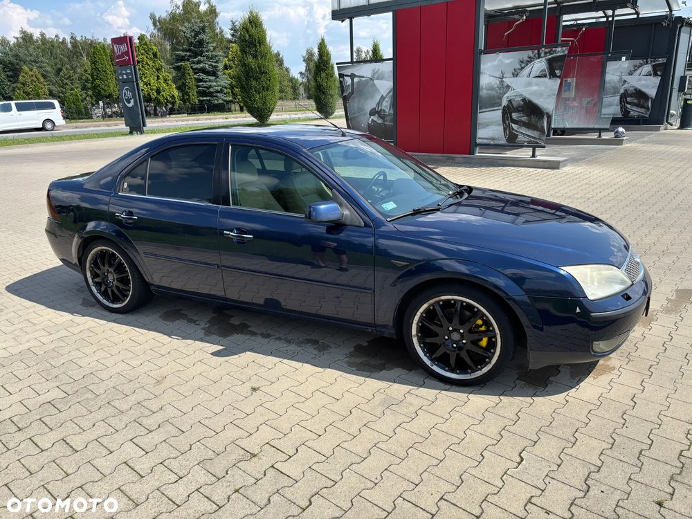 Ford Mondeo 2.0 Ghia - 1