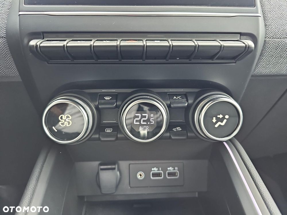 Renault Clio 1.6 E-TECH Techno - 28