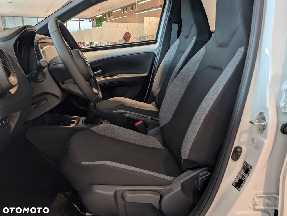 Toyota Aygo X - 11