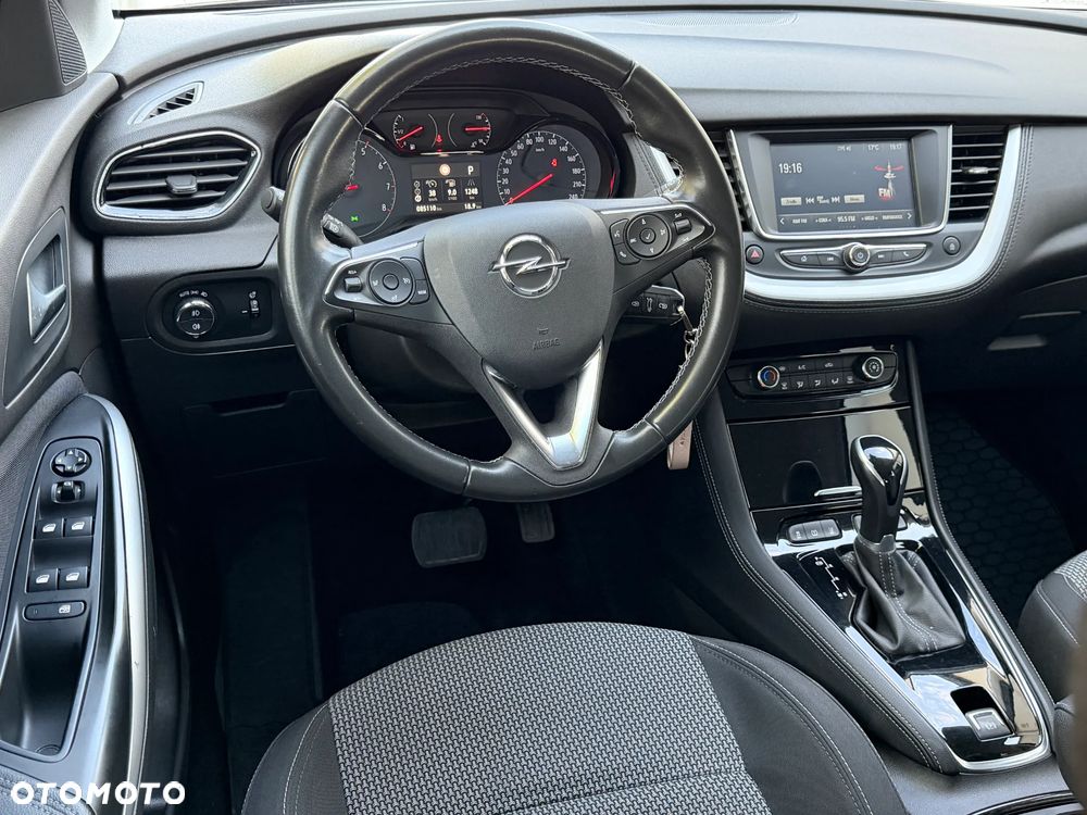 Opel Grandland X 1.2 T GPF Design Line S&S - 20