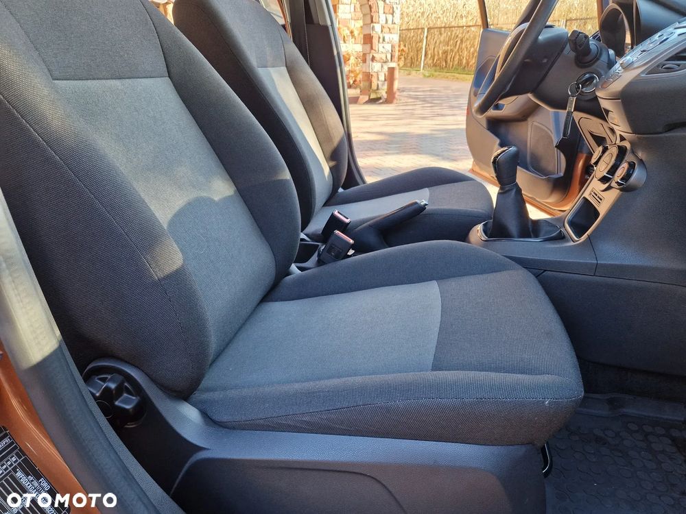 Ford Fiesta 1.25 Ambiente - 25