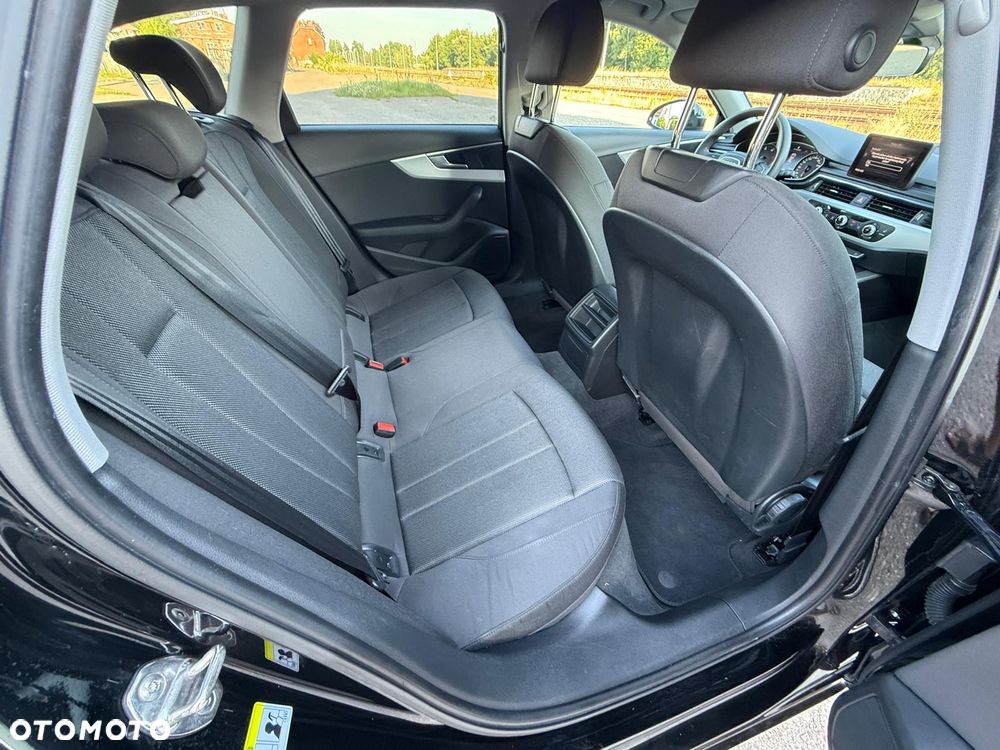 Audi A4 Avant 2.0 TDI S tronic design - 14