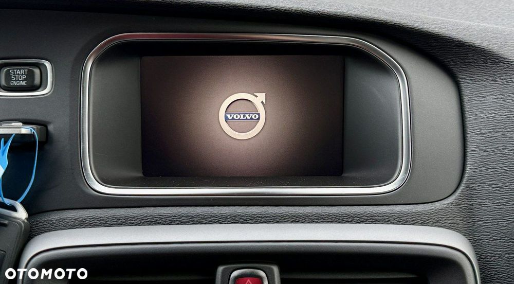 Volvo V40 Cross Country D3 Drive-E Momentum - 22