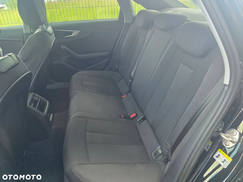 Audi A4 Limousine 2.0 TDI Sport S tronic - 12