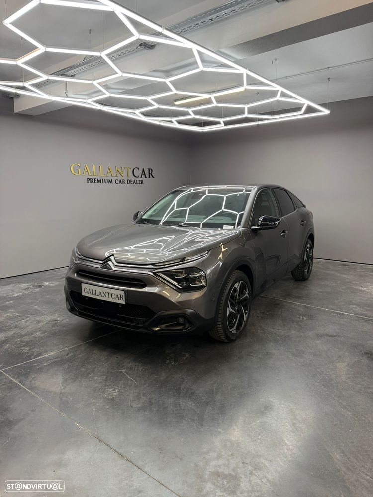 Citroën C4 1.2 PureTech Shine - 1