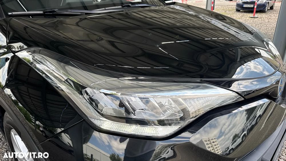 Toyota C-HR 1.8 HSD 122 CP 4x2 CVT Core - 12