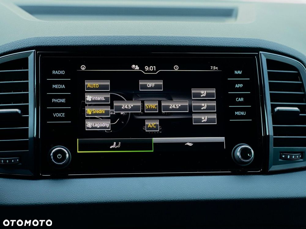 Skoda Karoq 1.5 TSI ACT Selection DSG - 31
