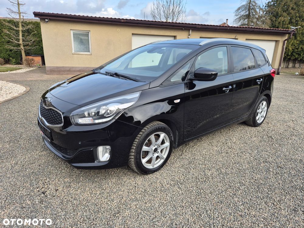 Kia Carens 1.7 CRDi 115 Dream Team Edition - 2