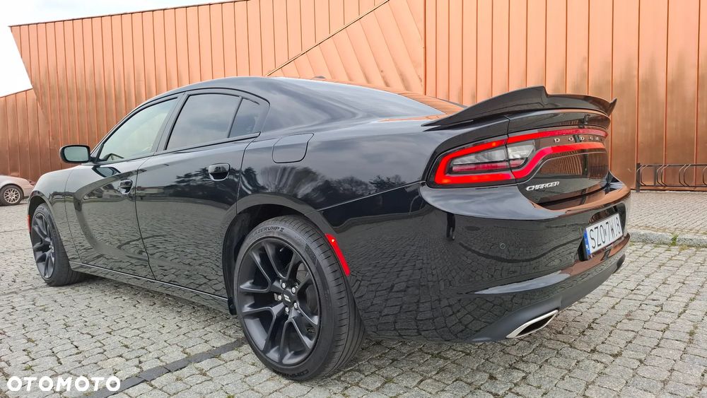 Dodge Charger - 5