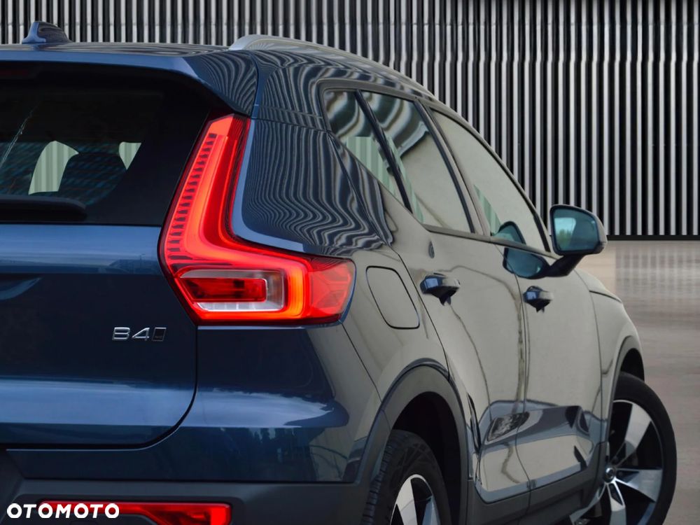 Volvo XC 40 T4 AWD Momentum Pro - 10