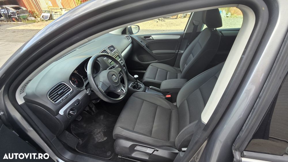 VOLKSWAGEN Golf 2010 — imagine 7