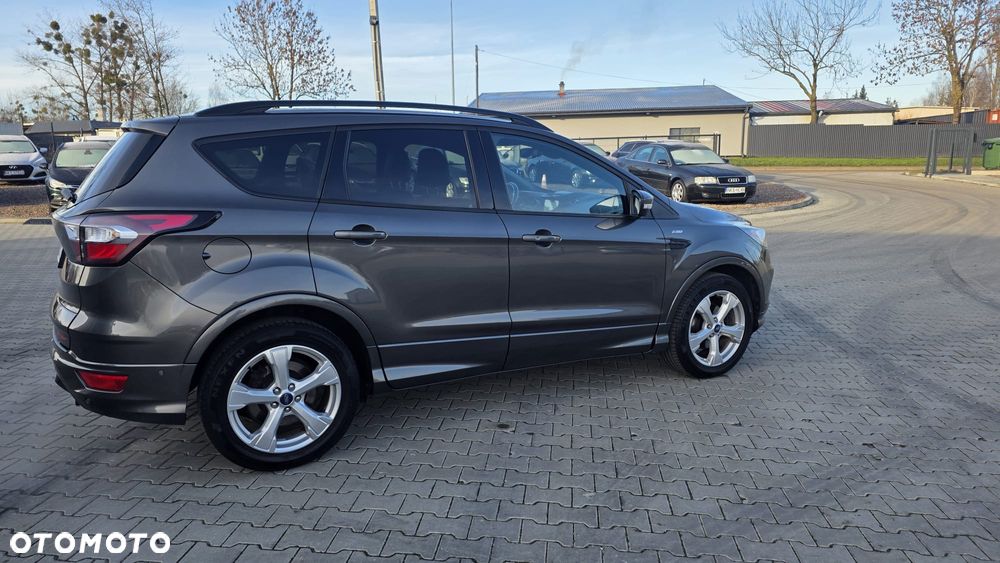 Ford Kuga 1.5 EcoBoost 2x4 ST-Line - 20