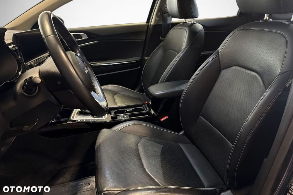 Kia XCeed 1.6 GDI PHEV L DCT - 13