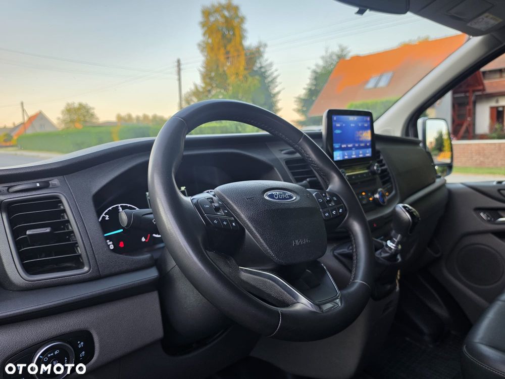 Ford Transit Custom - 11