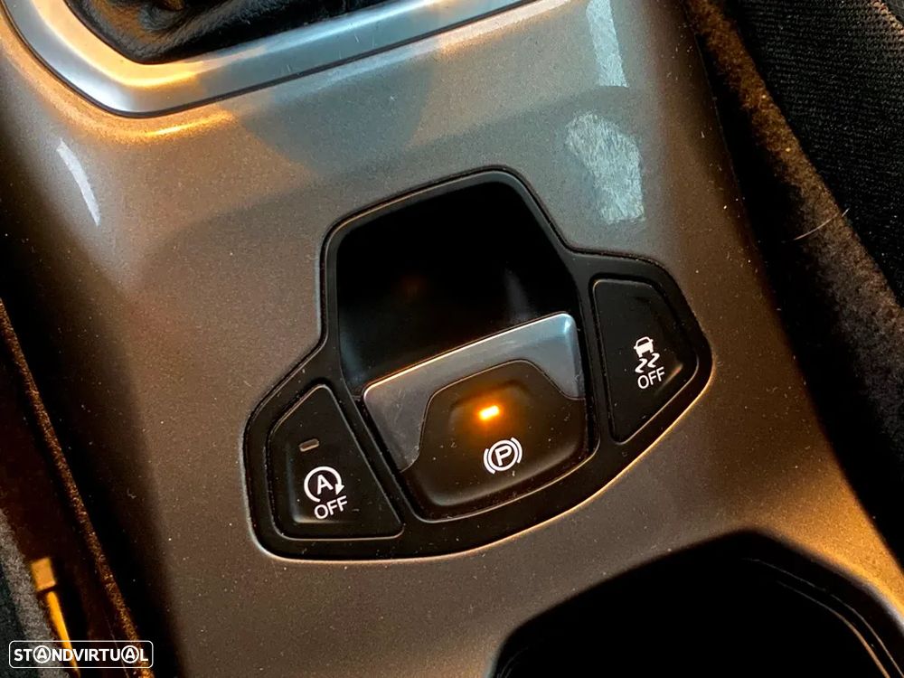 Jeep Renegade 1.0 T Limited - 20