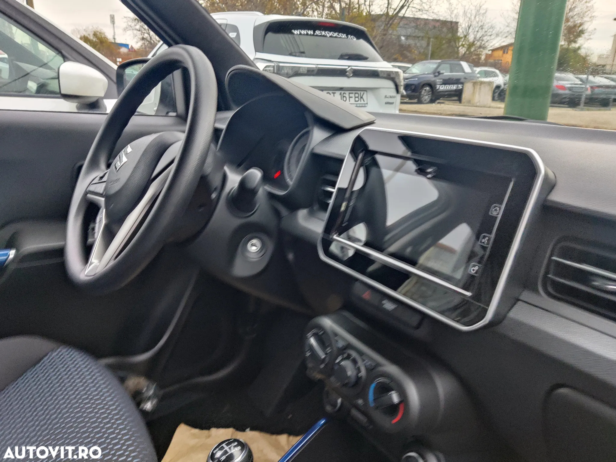 Suzuki Ignis - 3