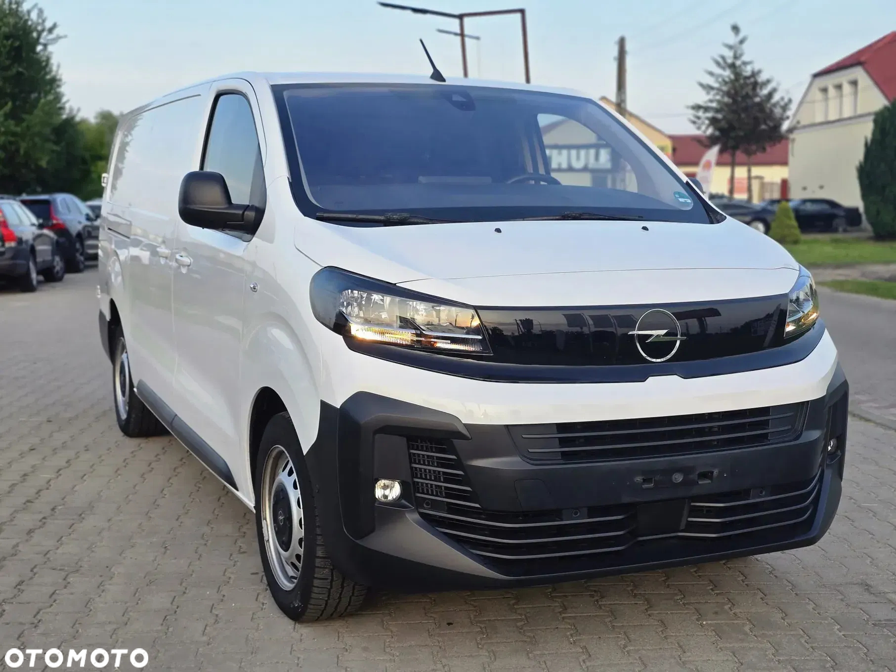 Opel Vivaro Kasten - 2
