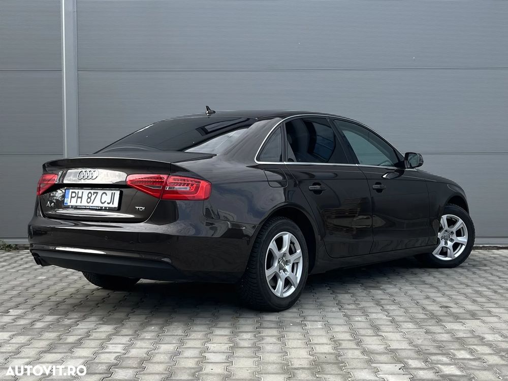 Audi A4 2.0 TDI DPF Ambiente - 4