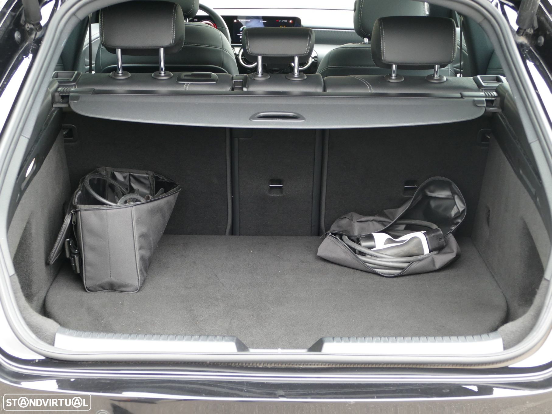 Mercedes-Benz CLA 250 e Shooting Brake Progressive - 13