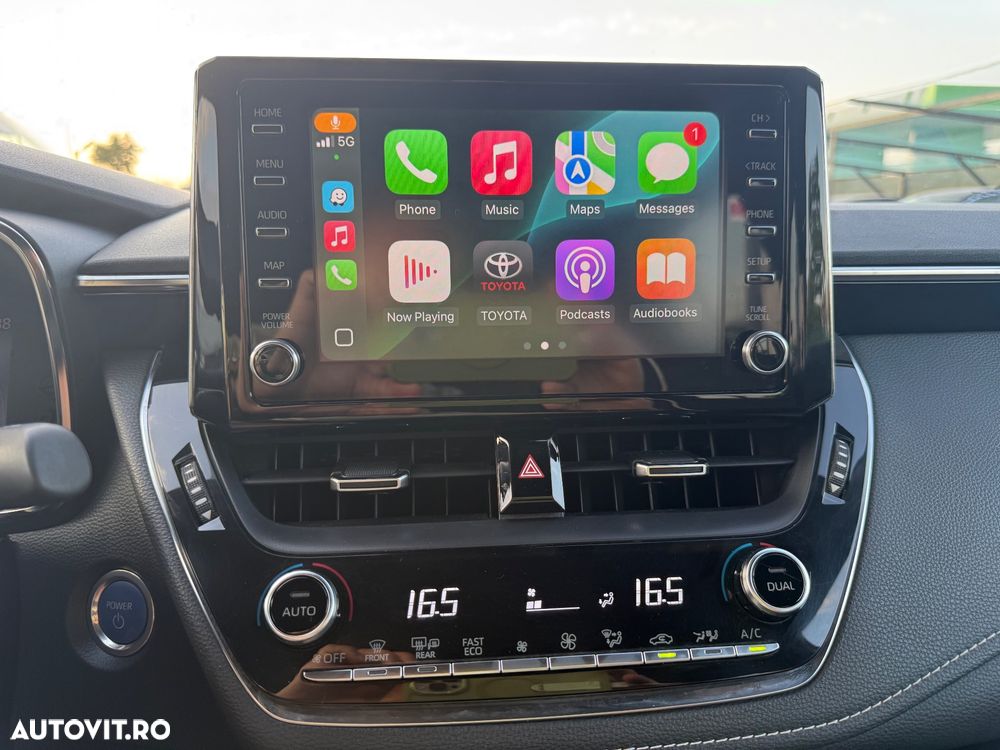Toyota Corolla 1.8 HSD Exclusive interior Negru - 34