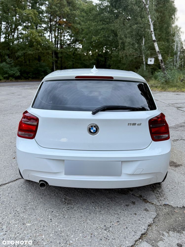 BMW Seria 1 118d - 3
