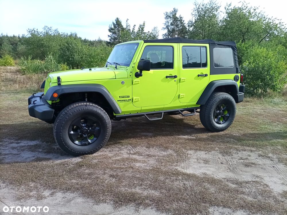 Jeep Wrangler - 2