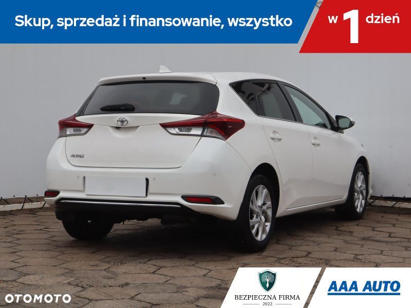 Toyota Auris - 7