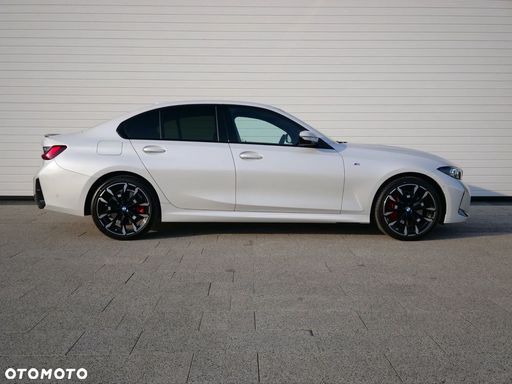 BMW Seria 3 330i xDrive M Sport sport - 8