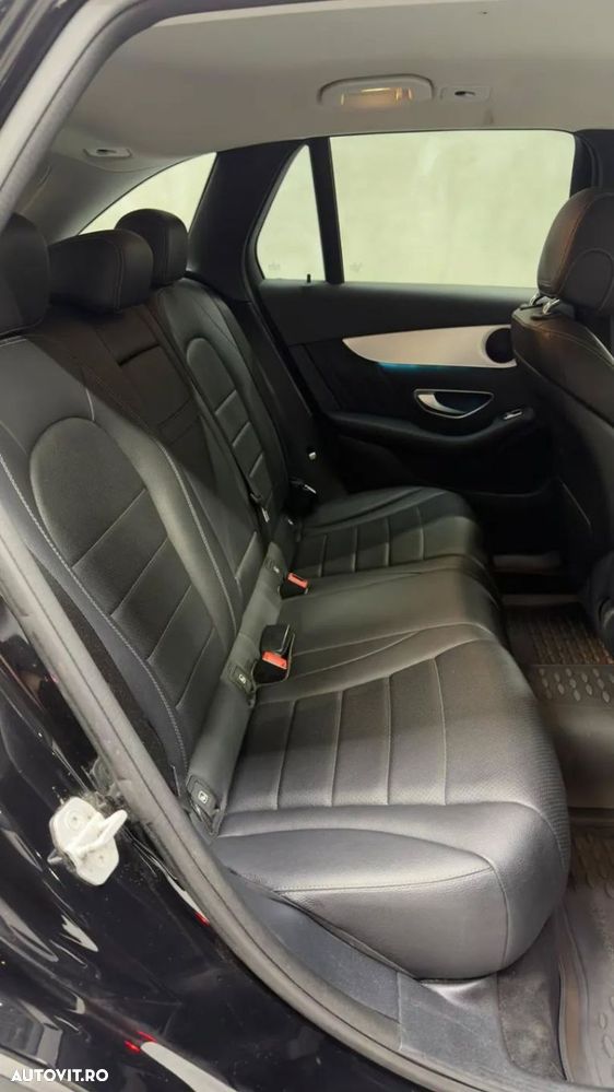 Mercedes-Benz GLC - 23