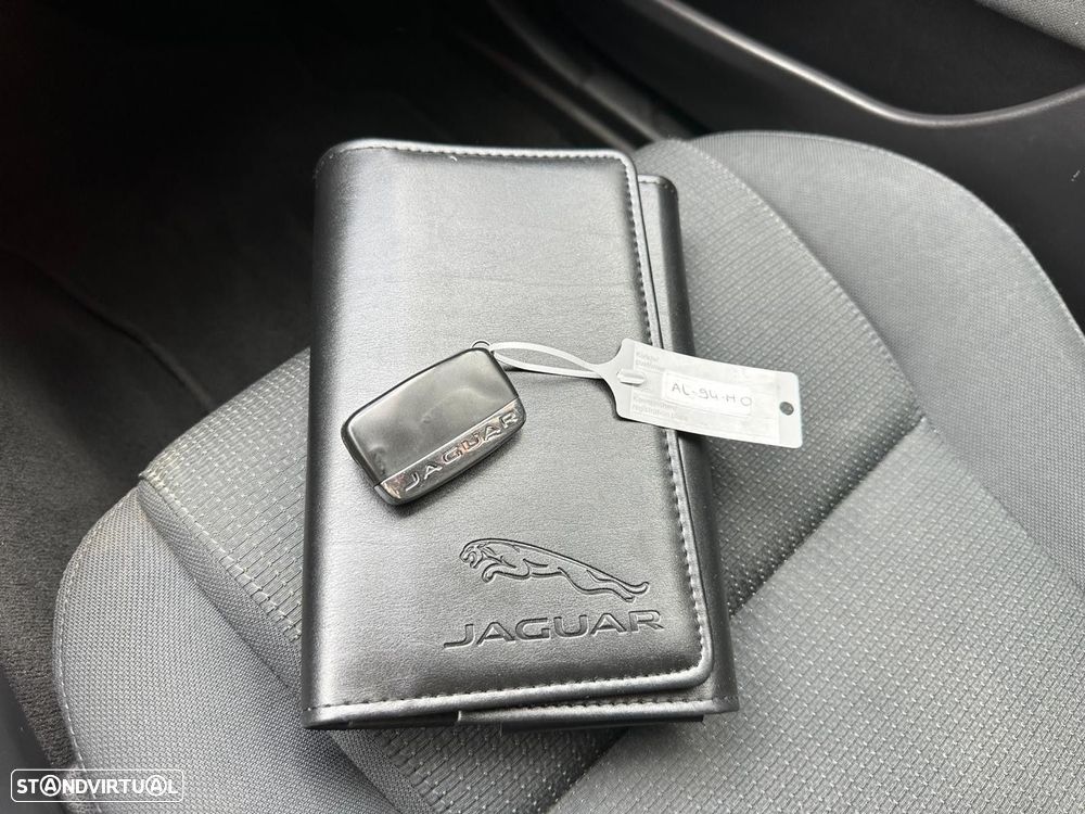 Jaguar XE 2.0 D Prestige Aut. - 20