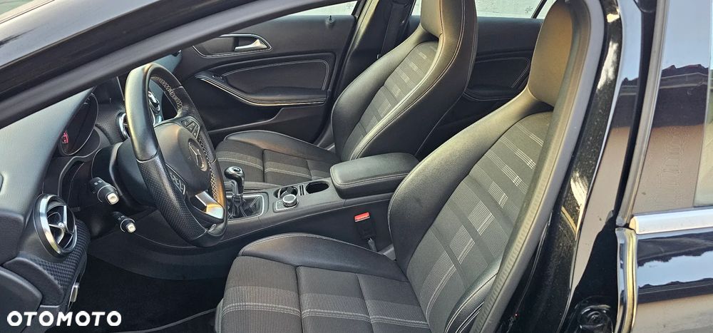 Mercedes-Benz Klasa A 180 Peak Edition - 9