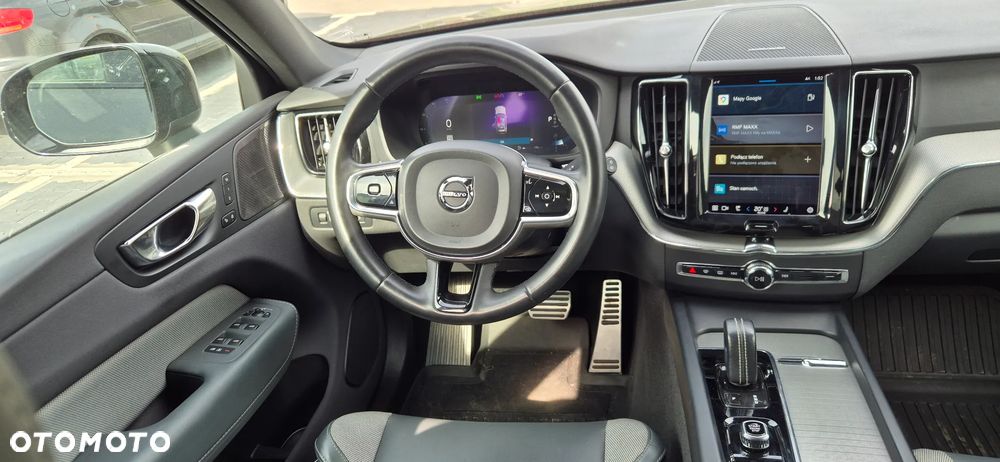 Volvo XC 60 T6 AWD Geartronic RDesign - 11