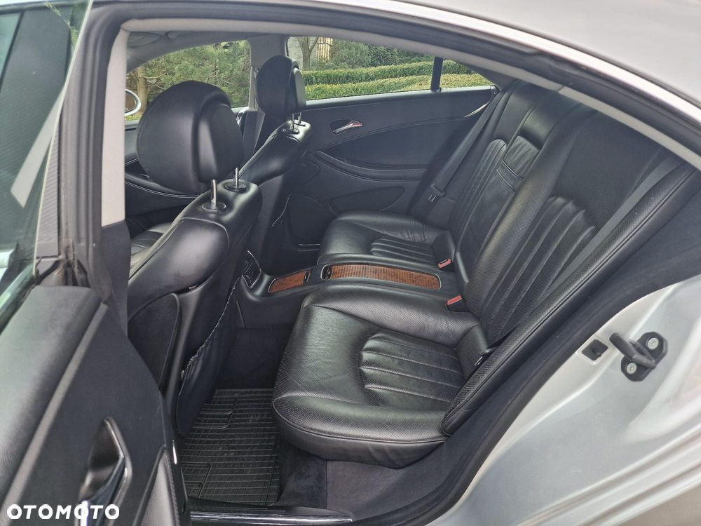 Mercedes-Benz CLS - 17