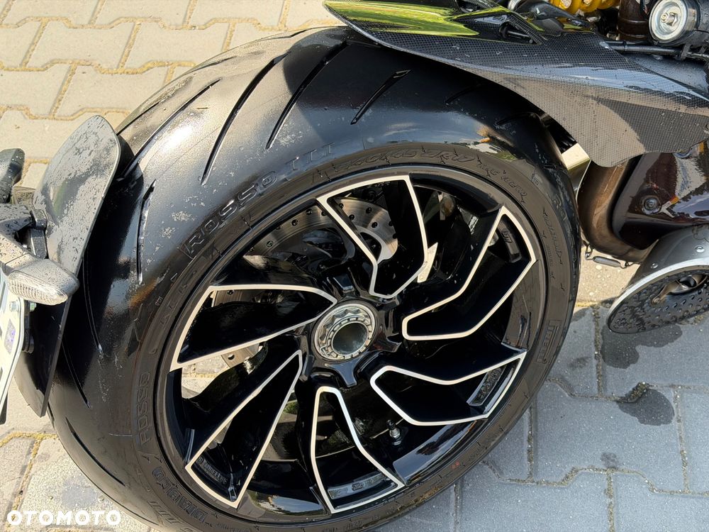 Ducati Diavel - 9