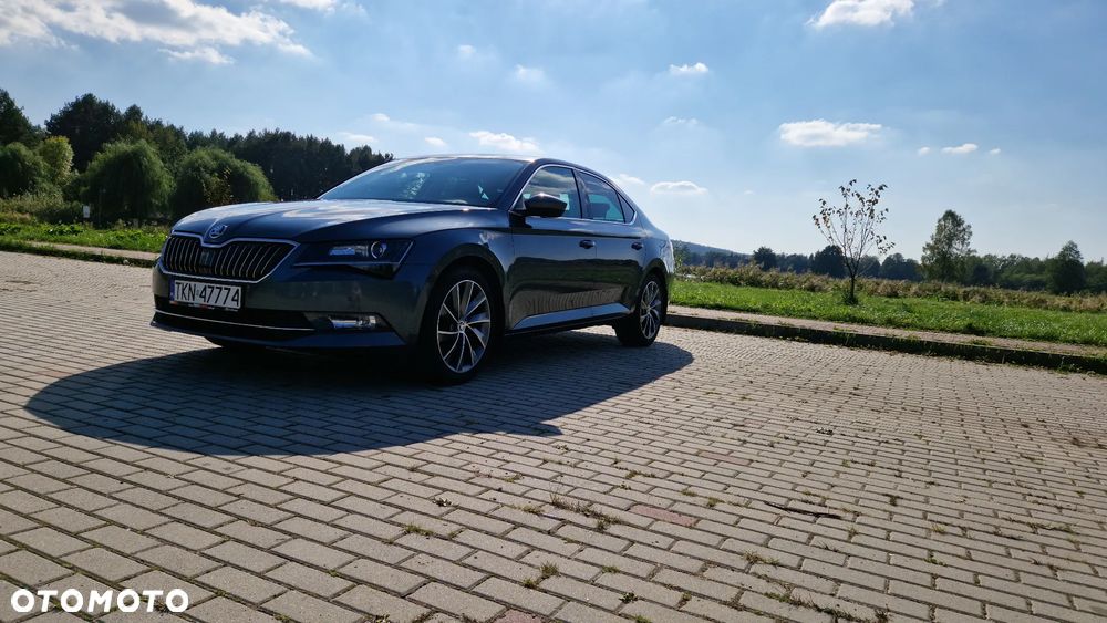 Skoda Superb 2.0 TDI Ambition DSG - 3