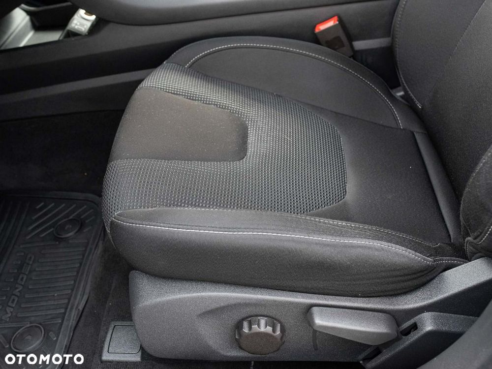 Ford Mondeo - 11