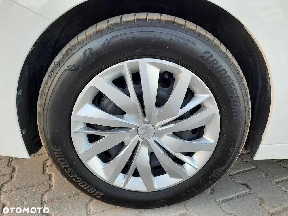 Peugeot 208 PureTech 75 Active - 11