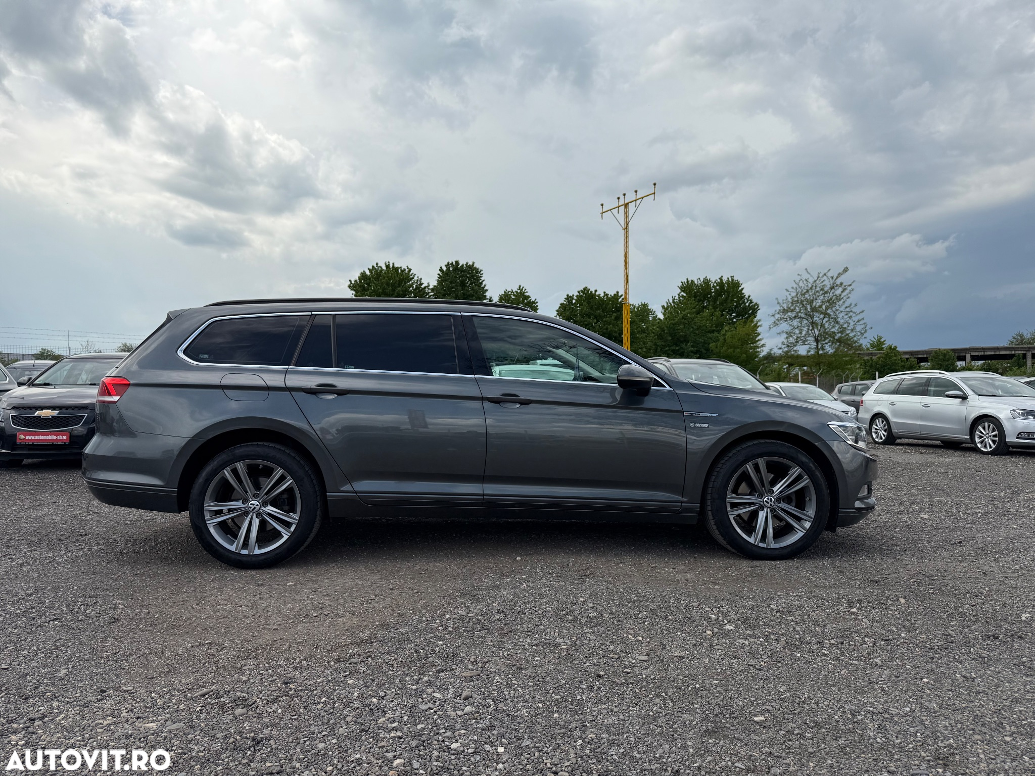 Volkswagen Passat Variant 2.0 TDI DSG 4Motion Highline - 6