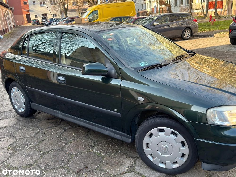 Opel Astra - 4